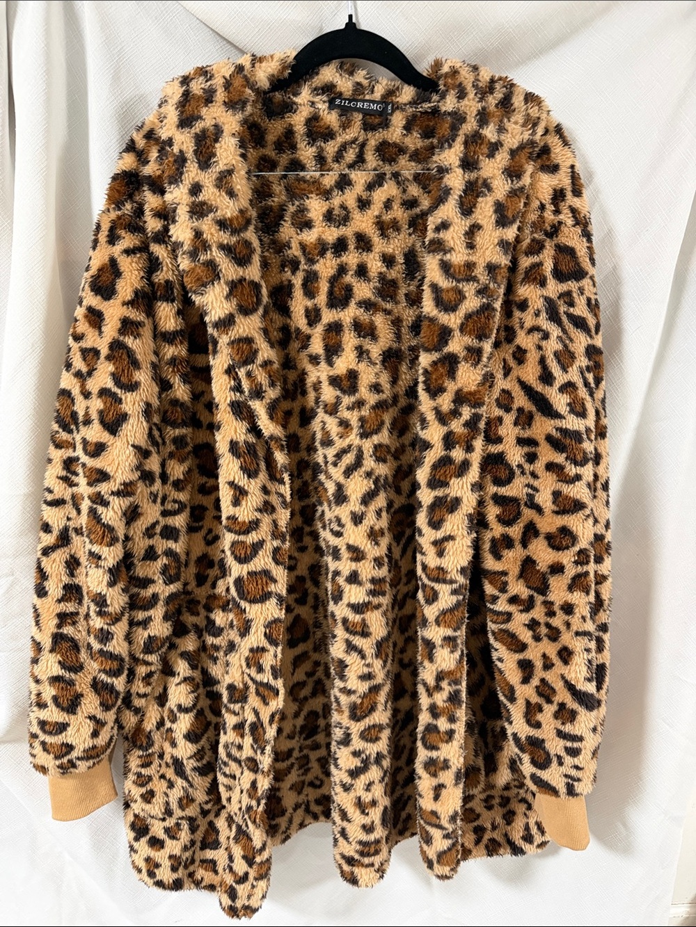 Zilcremo Women's Leopard Faux-Fur Jacket - Tan/Black